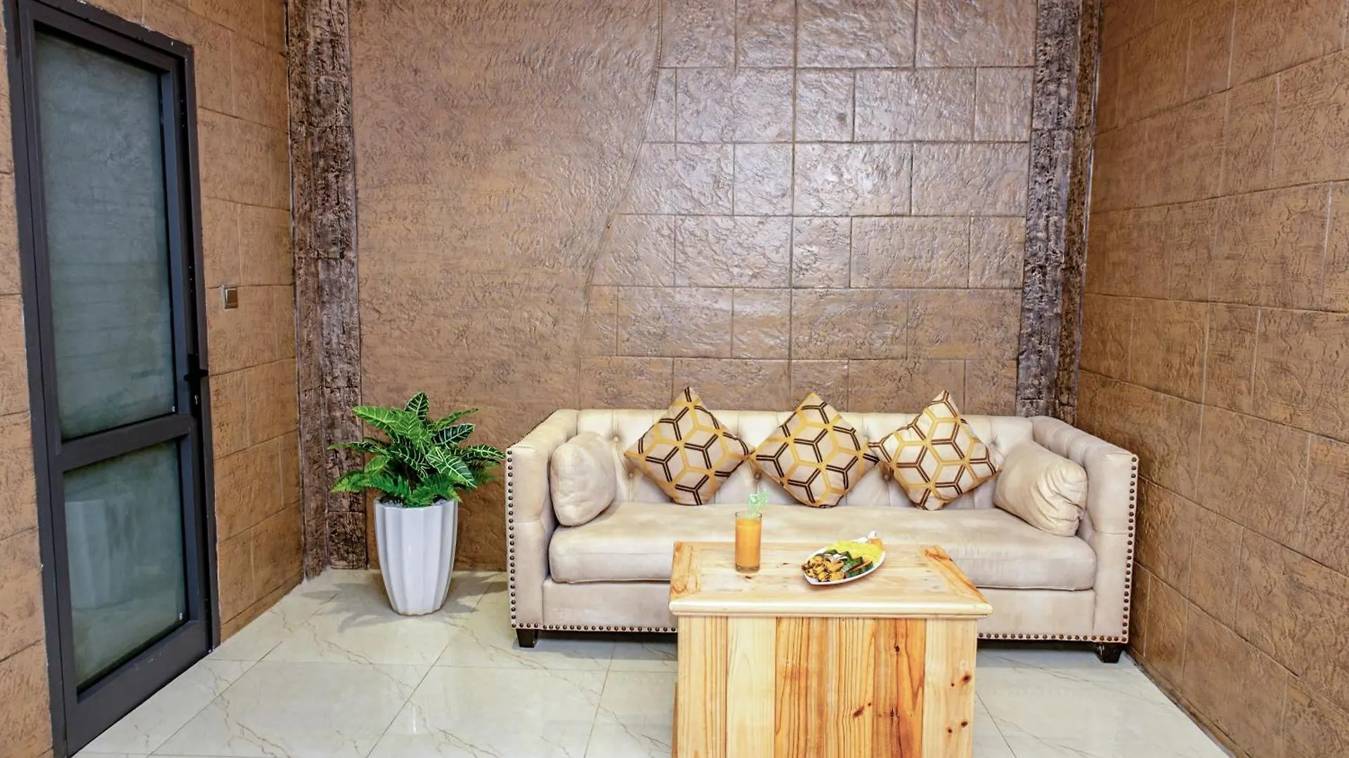 Green Oasis Nha Trang Resort Hotel