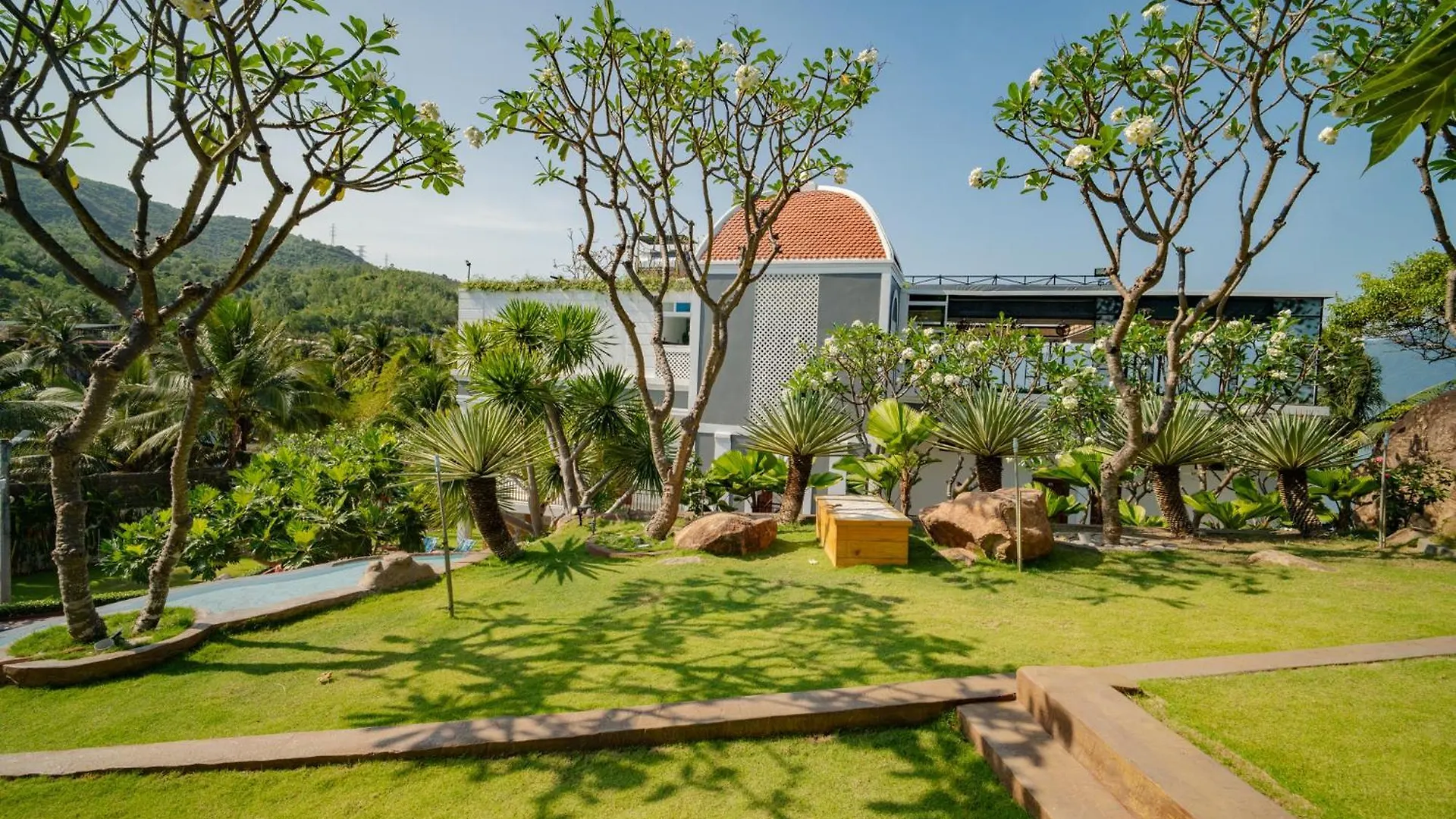Green Oasis Nha Trang Resort